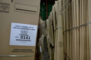 Son cinco. Cuáles son las empresas contratadas para imprimir la boleta única