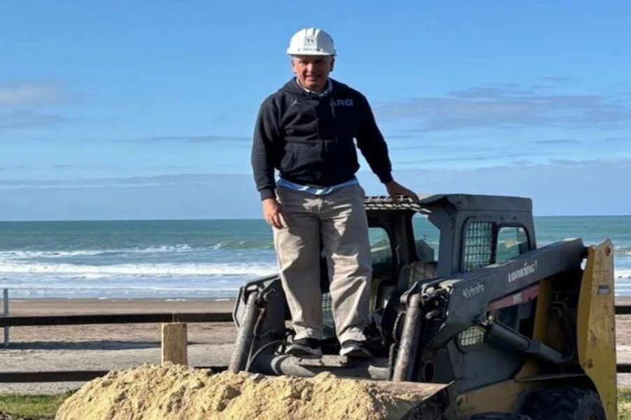 Marcelo González, empresario cultural y mediático, se postula como concejal en Mar del Plata para política local.
