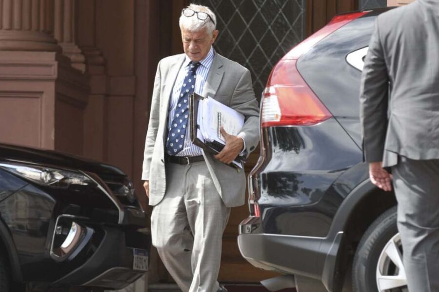 Cúneo Libarona enfrenta nuevas denuncias por encubrimiento y abuso sexual en un caso que conmociona a la sociedad.