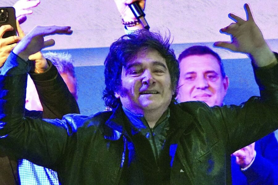 Encuesta revela las posibilidades de reelección de Milei en el panorama político actual