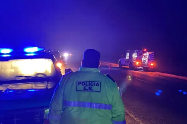Joven fallece tras colisión entre su auto y un camión en la ruta provincial 16, próximo a Larroque