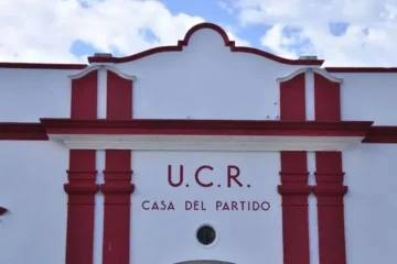 La UCR entrerriana arriesga tres bancas y podría quedarse sin nada incluso ganando 