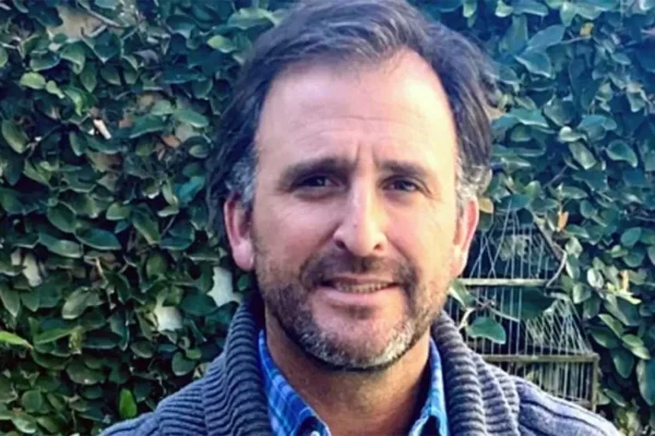 Benegas Lynch agita con la privatización de Enersa y Salto Grande y sorprende la escasez de respuestas