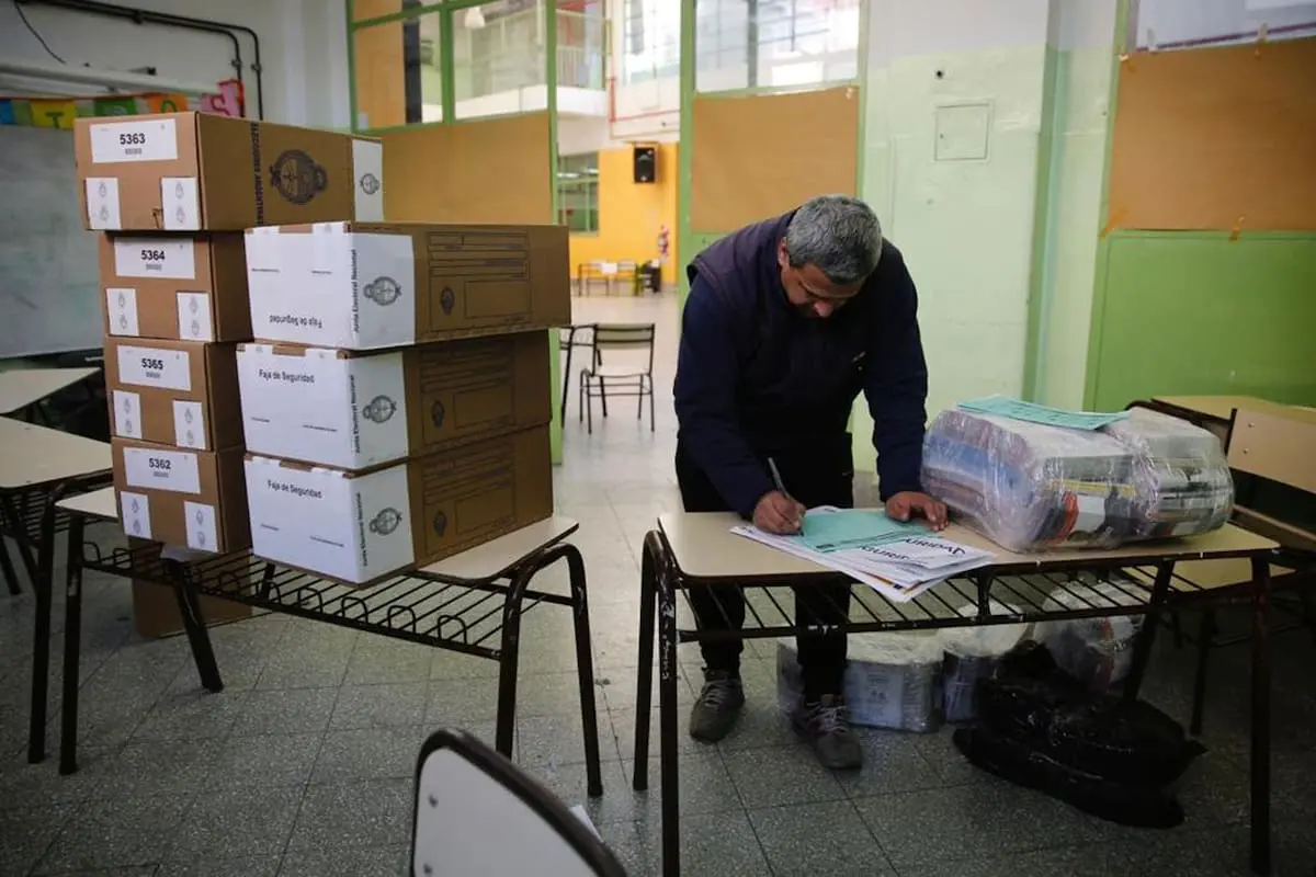 Todas las listas. Así quedaron diseñadas las 24 boletas únicas de papel con las que se votará en las elecciones