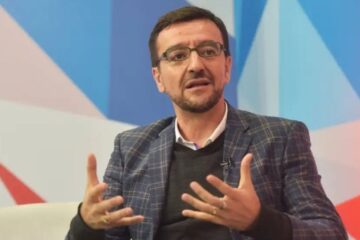 Mario Riorda sostiene que Javier Milei no defendió explícitamente la democracia en sus declaraciones