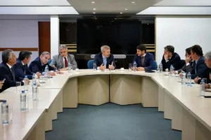 Milei pierde aliados. Gobernadores dialoguistas suben al rango a acuerdistas, mientras que otros se alejan más de la Casa Rosada