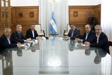 El Gobierno inició la mesa de diálogo federal con tres gobernadores afines