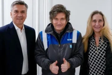 Milei y Karina recibieron a Zdero en la Quinta de Olivos
