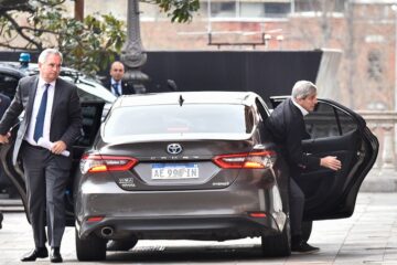 El Gobierno reduce tasas y busca evitar pesos sueltos; el Banco Central ajusta intereses y afronta desafíos en los próximos meses