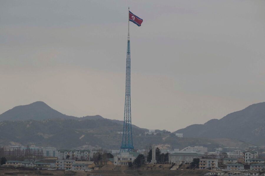 Corea del Sur detiene su transmisión radial militar hacia Pyongyang tras 15 años para mitigar tensiones en la región