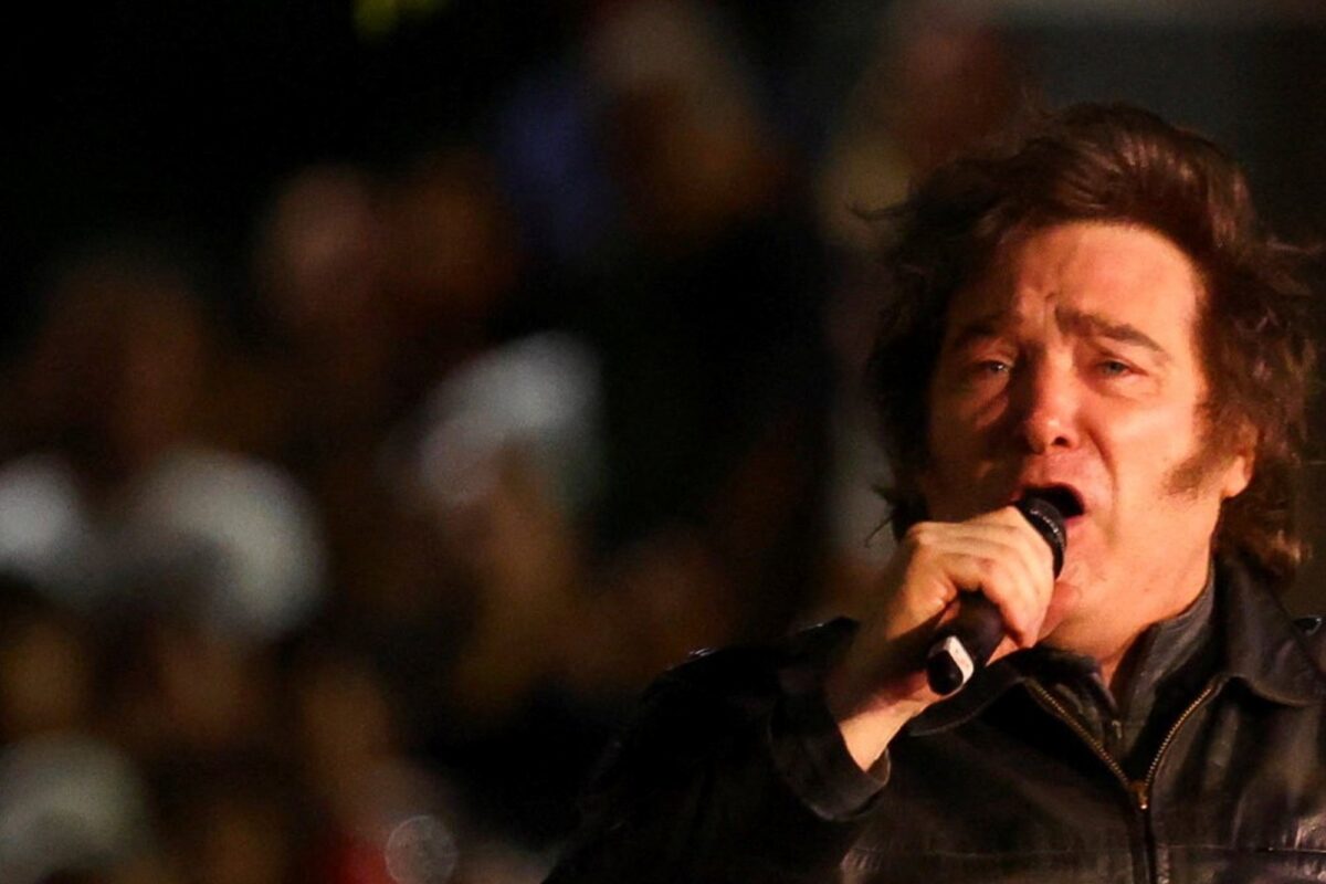 Milei se abraza a la receta de 2023 y la interna libertaria no afloja