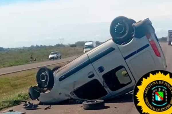 Mujer resulta herida tras volcar su vehículo en la Autovía Artigas
