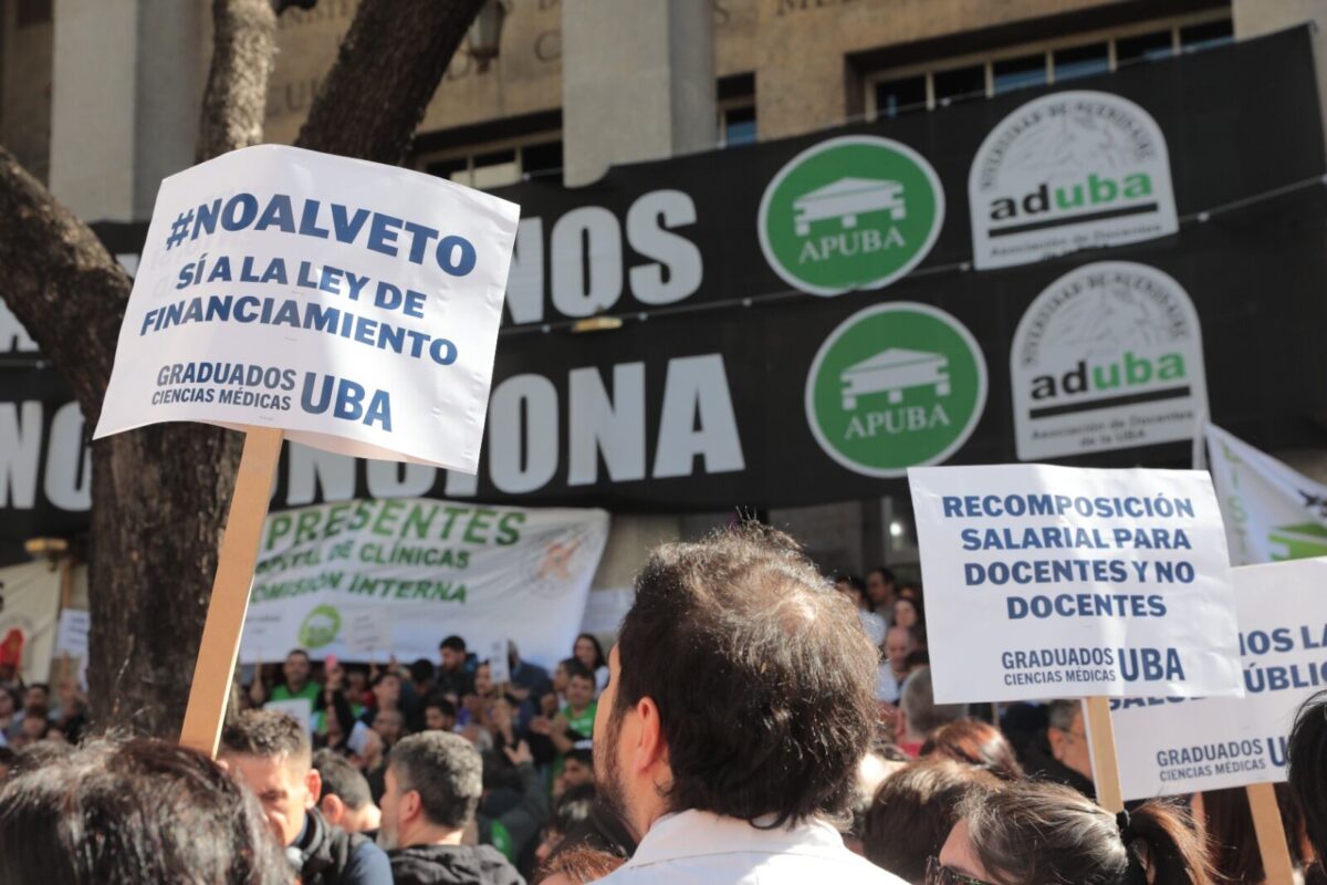 Los docentes universitarios convocaron a un paro en rechazo al veto de Milei a la ley de financiamiento