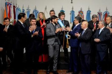 La moneda de Milei para recomponer con los gobernadores: qué es el Régimen de Extinción de Deudas