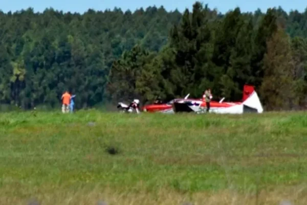 aeronave que salió de entre ríos aterrizó de emergencia en corrientes