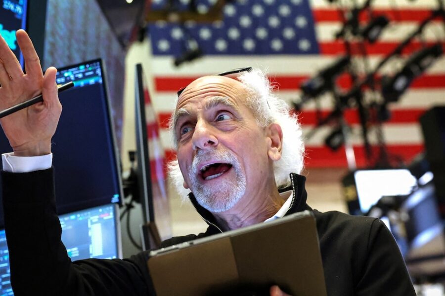 La elección en Buenos Aires: inversores ven una “PASO recargada” y temen por la transición tras el domingo.