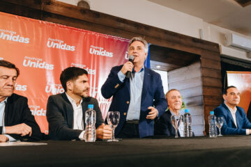 Provincias Unidas se pinta la cara contra Milei