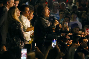 Son audios de peluquería e inteligencia artificial