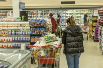 Familia tipo requiere $1.160.780 mensuales para evitar la pobreza ante aumento del 1% en canastas alimentarias y básica