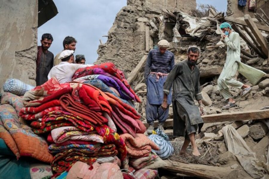 Afganistán enfrenta un devastador terremoto que resalta su vulnerabilidad estructural en medio de la crisis actual