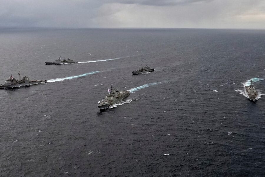 Corea del Sur realizó disparos de advertencia contra embarcación norcoreana por violar su frontera marítima