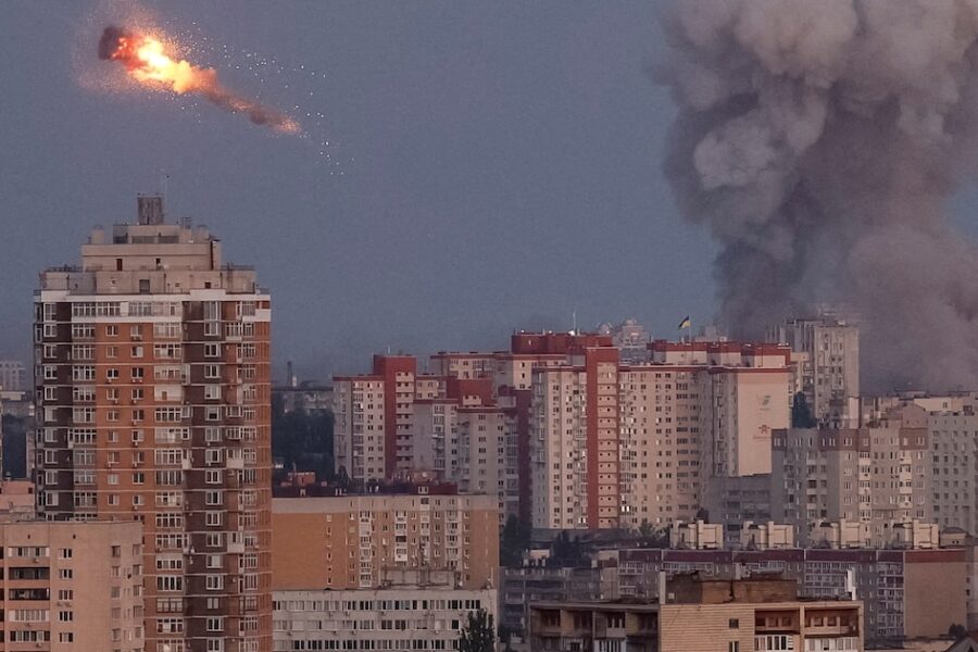 EEUU advierte de un inminente riesgo de “grave escalada” tras ataque ruso a sede del Gobierno en Kiev