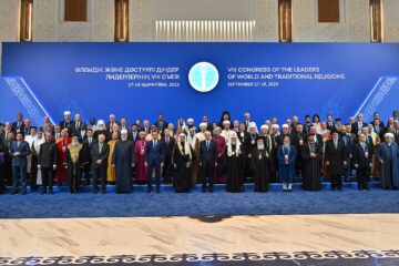 Líderes religiosos de 60 naciones se congregan en Kazajistán para fomentar la paz a nivel global