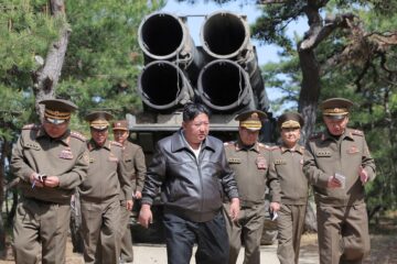Norcorea impulsa el desarrollo de fuerzas nucleares y modernización de armamento convencional, según su líder