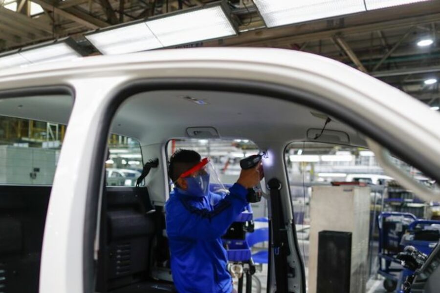 La probabilidad de recesión en Argentina sube al 98% por tensión cambiaria y ruido político, advierte la Universidad Torcuato Di Tella