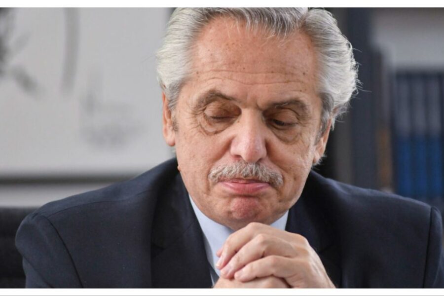 Alberto Fernández acusó a Fabiola Yañez de pedirle un departamento a cambio de no denunciarlo