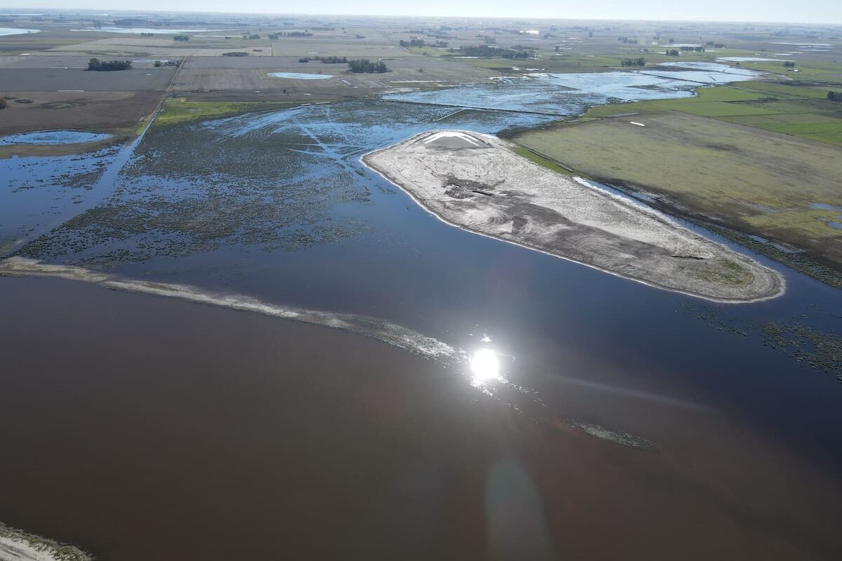 Más de 2 millones de hectáreas inundadas y 3 millones comprometidas para producción agrícola en crisis hídrica.