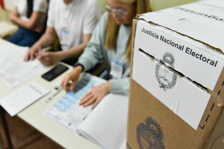 Encuesta: crece la cantidad de indecisos y podrían ser la llave para las elecciones del 26 de octubre