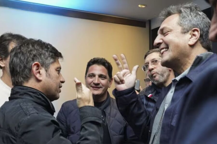 La imagen de Sergio Massa y Axel Kicillof que se volvió viral tras la victoria del peronismo en PBA