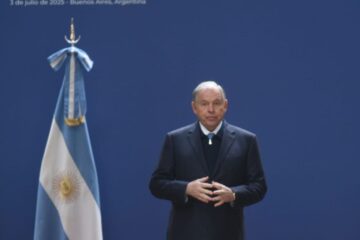 Cancillería disminuye poder de “Las Fuerzas del Cielo” tras despedidas de Úrsula Basset y Nahuel Sotelo