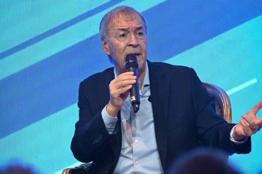 Schiaretti destaca la importancia de la estabilidad económica para el éxito de cualquier gobierno y el bienestar familiar