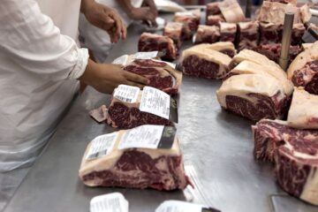 Gobierno elimina retenciones a exportaciones de carne hasta octubre para impulsar el sector agrícola y ganadero