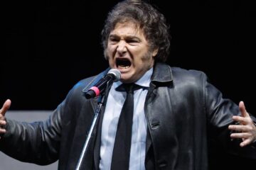 Javier Milei retoma la campaña rumbo al 26 de octubre y viaja a Ushuaia