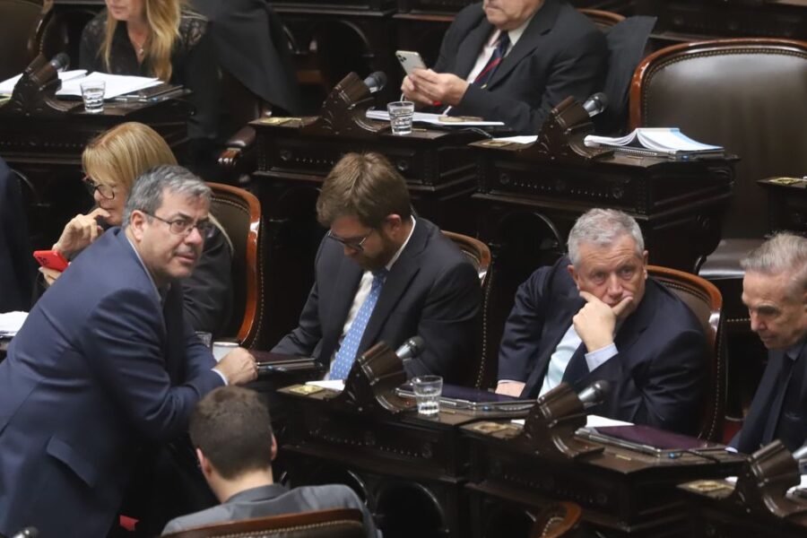 La oposición busca voltear vetos al Garrahan y universidades, pero desconfía de los gobernadores