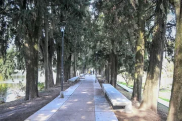 Hombre fallece tras descompensarse en la entrada del Parque Gazzano en Paraná