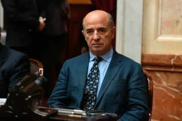 El diputado entrerriano de Milei celebra el modelo antivacunas de Florida y vuelve a quedar en el ojo de la tormenta