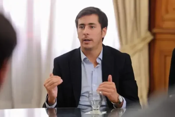 “La imagen de la expresidente presa festejando en su balcón nos muestra a dónde podemos terminar si no despertamos en octubre”