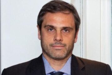 Otro error de comunicación deja a Michel como perdedor