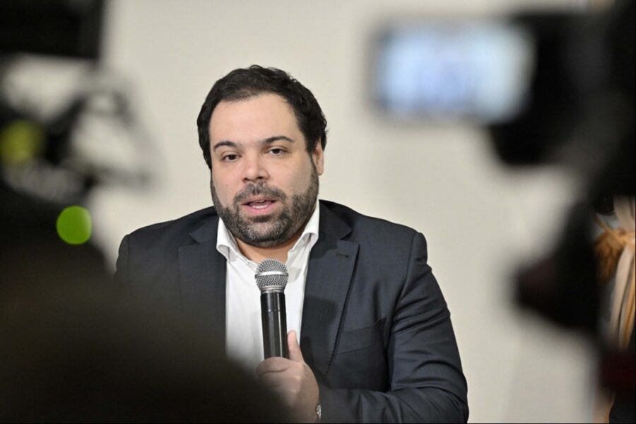 “En octubre se plebiscita la gestión de Milei aunque quieran provincializarla”