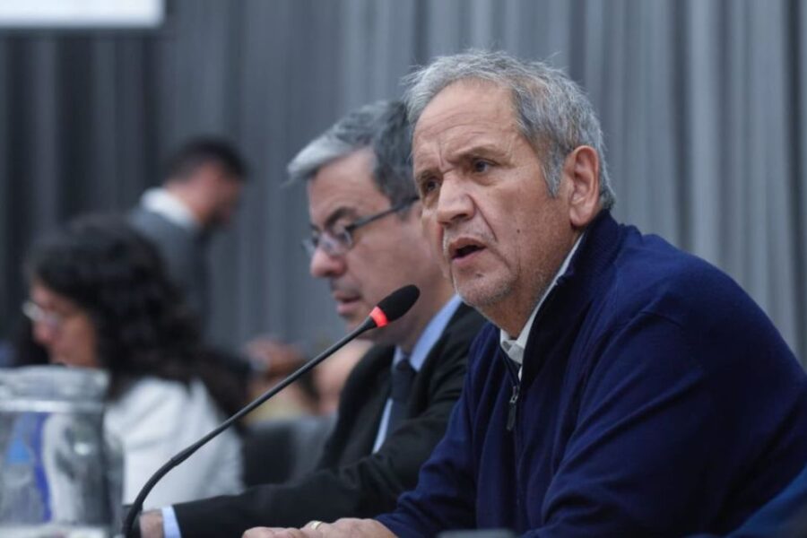 Palazzo califica el plan económico de Milei como un saqueo y plantea serias preocupaciones sobre sus implicancias