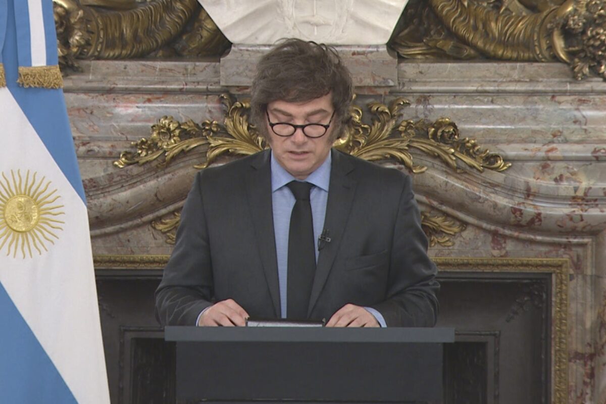 Presupuesto y blindaje del veto por el reparto de ATN: en la Rosada apuestan a negociar con los gobernadores