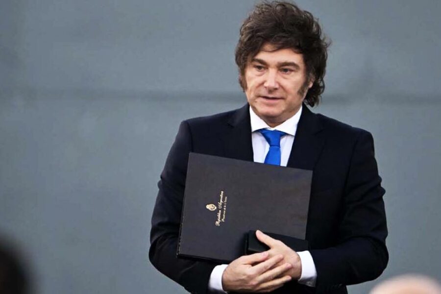 Milei dijo en 2023 que Santilli “es un engendro” mientras su nombre suena para encabezar la lista de LLA