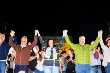 Llaryora y Schiaretti celebraron el “primer triunfo municipal” de Provincias Unidas y buscan consolidar la alianza