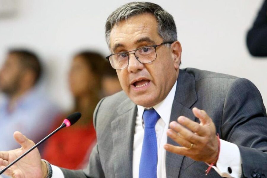 Finocchiaro desafía a un candidato de Fuerza Patria a debatir públicamente con Diego Santilli