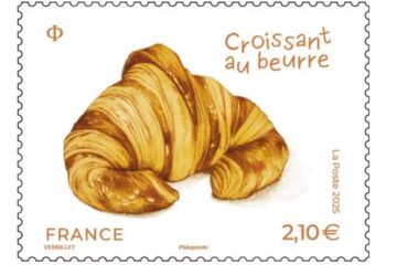 Francia despliega diplomacia cultural: estampilla con olor a croissant seduce a filatelistas y coleccionistas