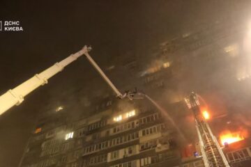 Rusia atacó la infraestructura energética de Kiev: al menos nueve heridos y fuerte escalada política